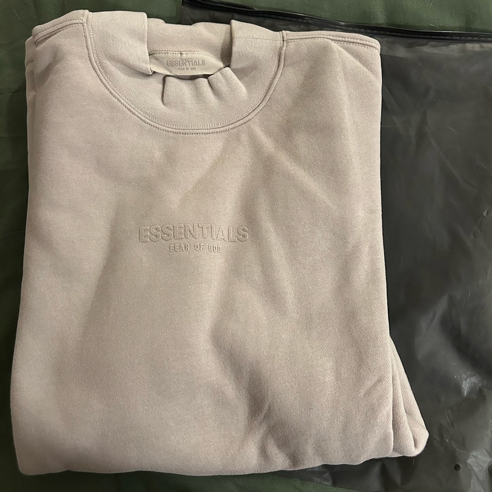 Essentials relaxed crewneck- smoke